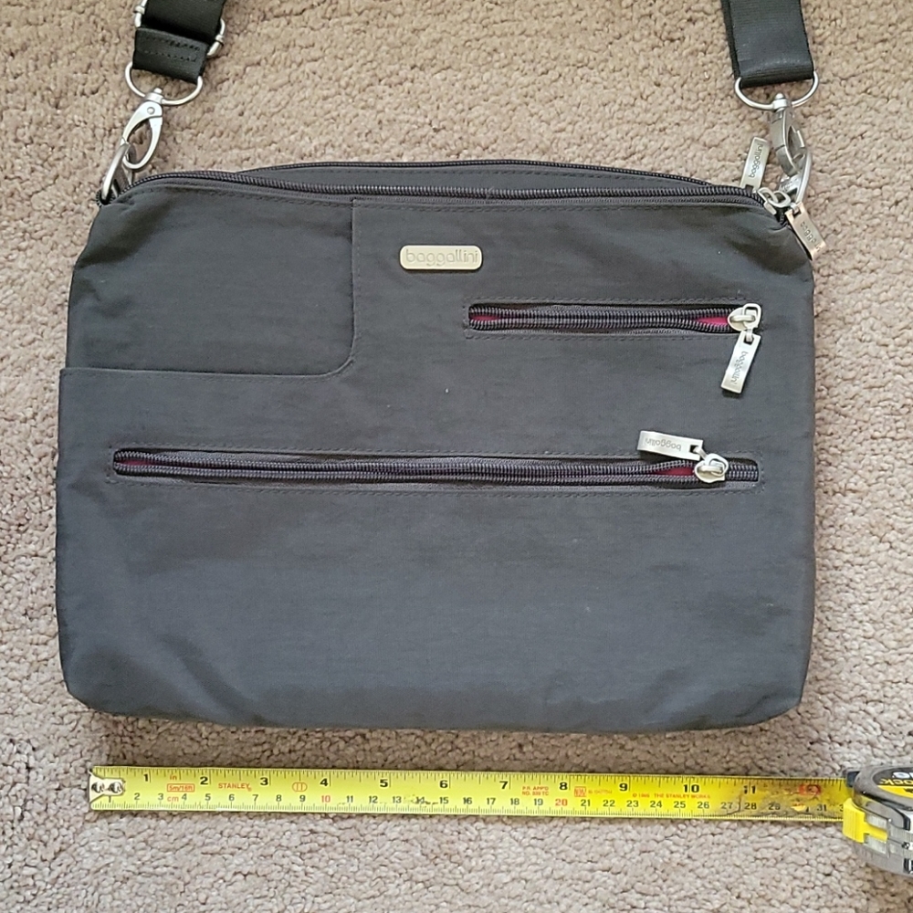 Bagallini crossbody shoulder bag.